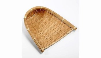 basketforearth,etc:运土工具,用草绳或竹篾编成