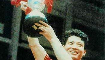籍贯:安徽省宿县人 陈新华(1960—),中 陈新华 陈新华国男子乒乓球