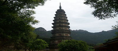 灵岩寺