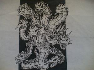 日本与中国八岐大蛇相似却